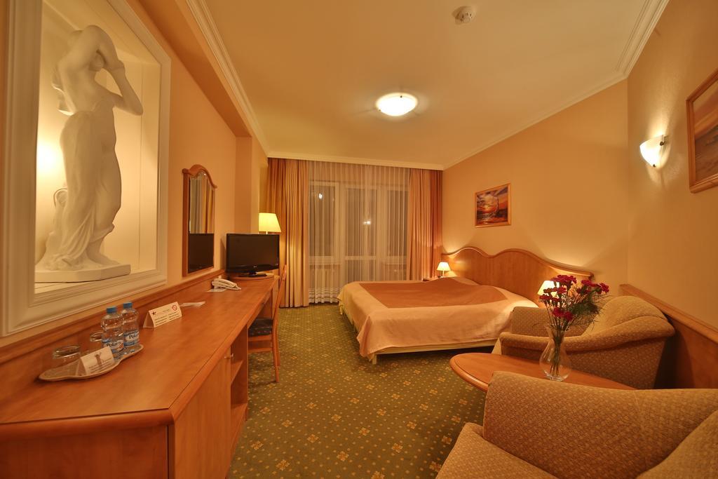 Hotel Polaris Свіноуйсьце Екстер'єр фото